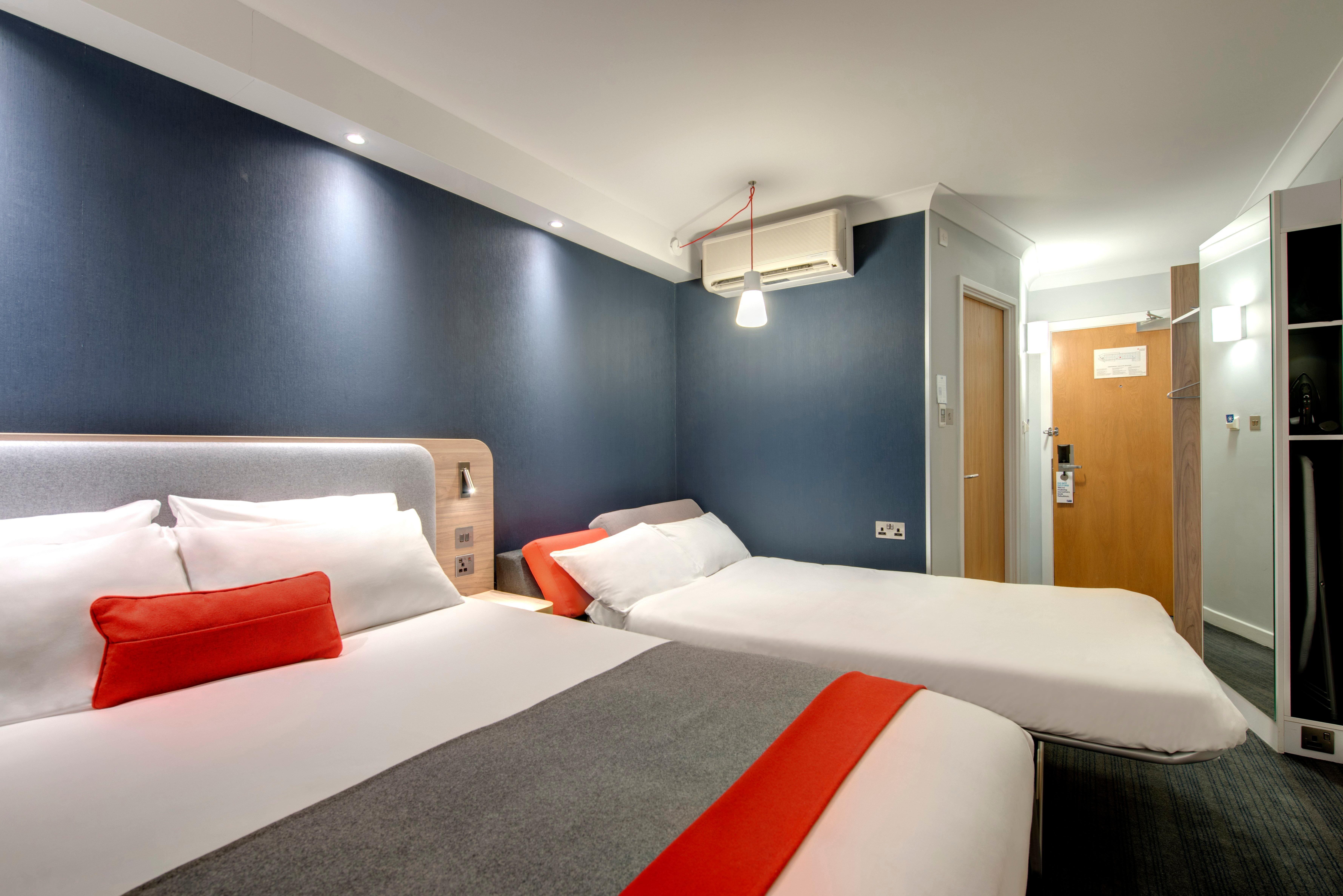 Holiday Inn Express Edinburgh - Leith Waterfront, An Ihg Hotel Esterno foto