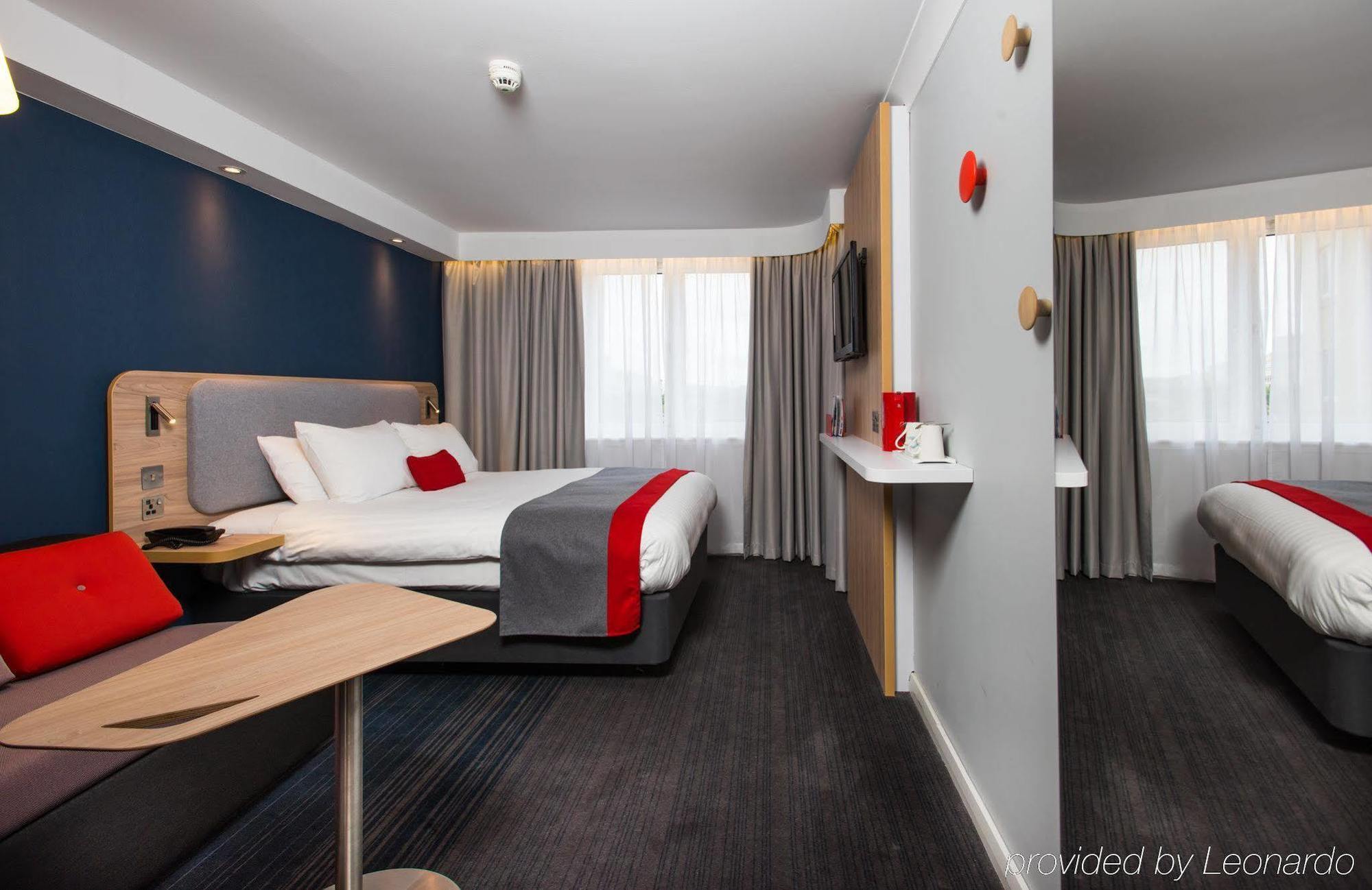 Holiday Inn Express Edinburgh - Leith Waterfront, An Ihg Hotel Esterno foto